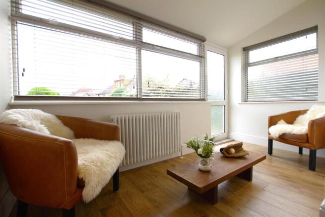 Sunroom.jpg