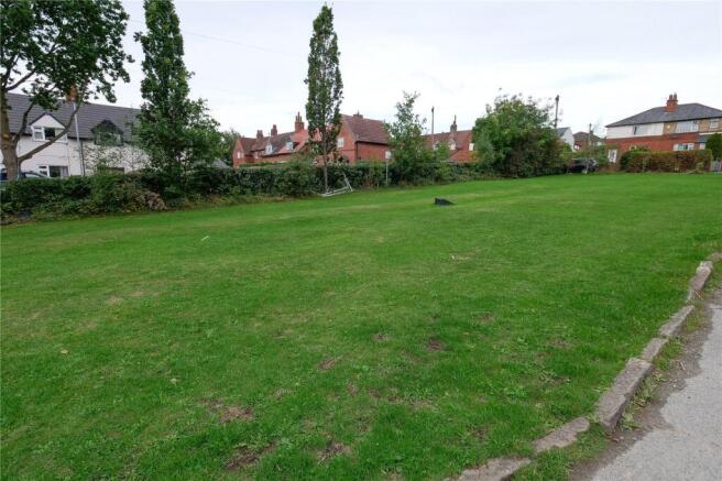 2 bed Semi-Detached for sale Image 9