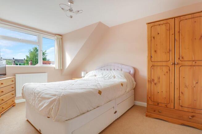 Bedroom 4 (Double)