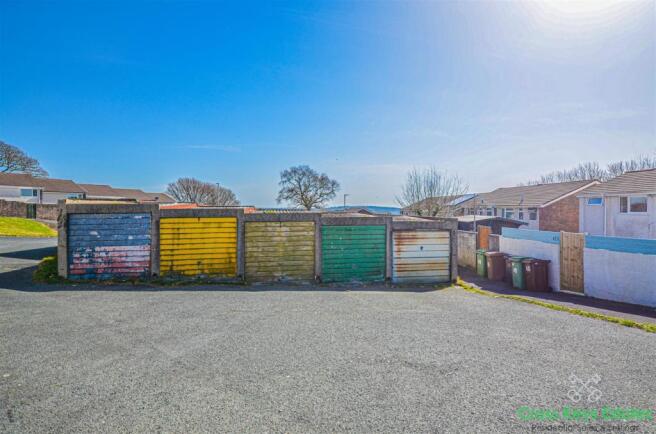 Rear Garden & Garage