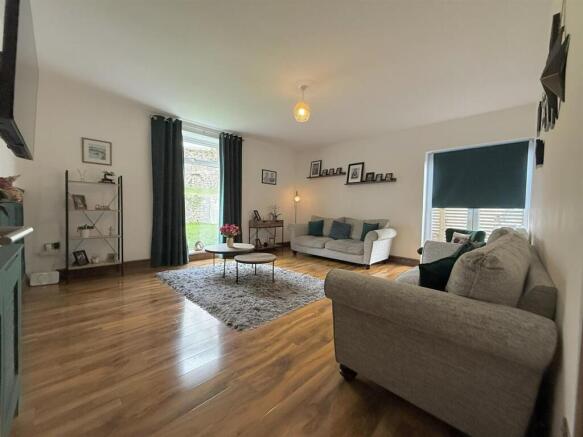 20260225_183944000_iOS 4.jpg