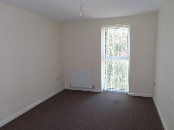2 bed Flat to rent Image 7