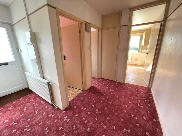 42 Russells Close...