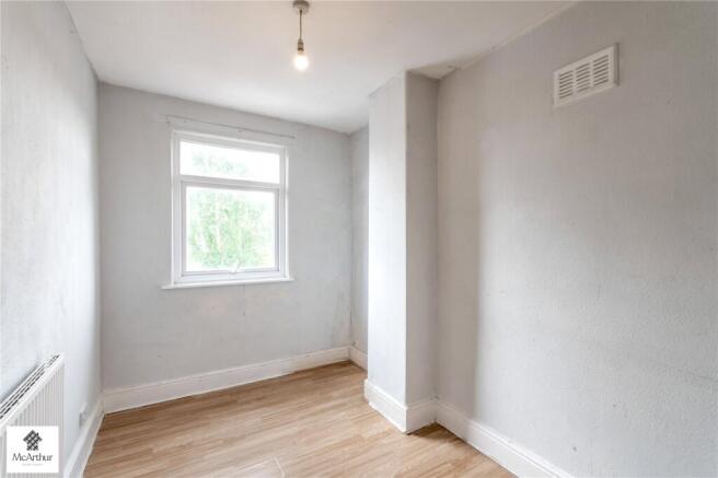 3 bed Semi-Detached for sale Image 10