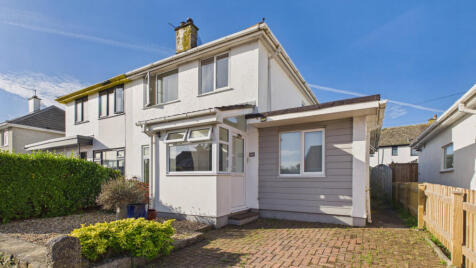 Trescoe Road, Long Rock, Penzance, TR20 8JY