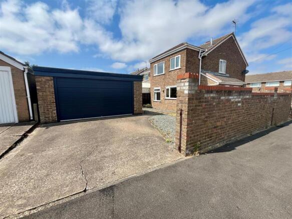 3 bed Semi-Detached for sale Image 5