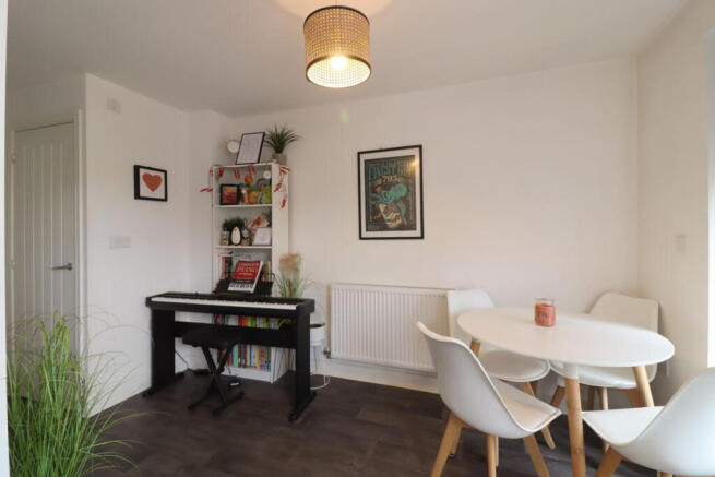 3 bed Terraced for sale Image 5