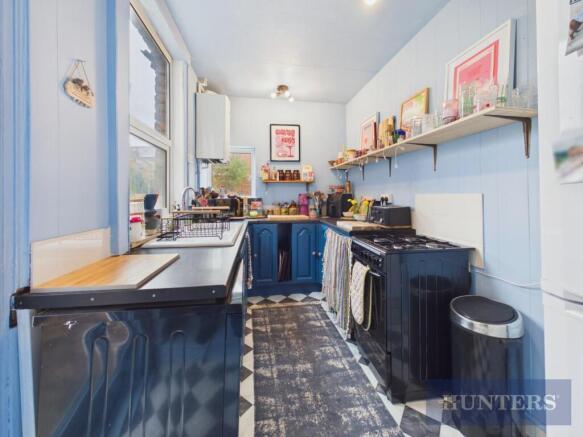 4 bed Semi-Detached for sale Image 4