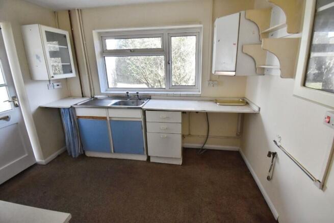 Spenser Close, Warsash SO31 photo 4