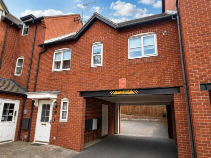 Bardswell Court, Stratford-upon-Avon