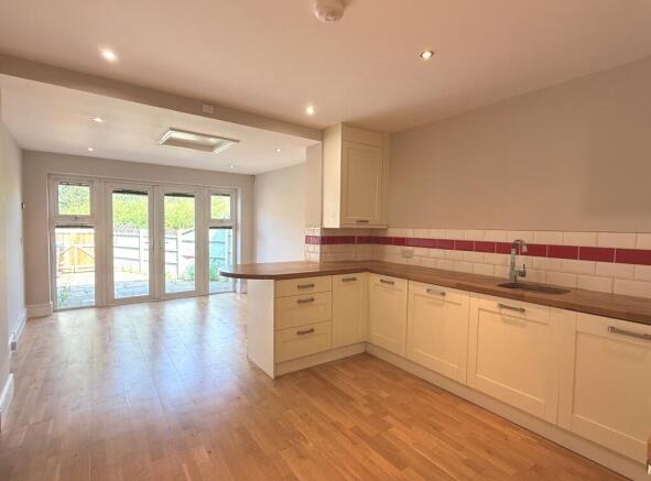 Dining kitchen