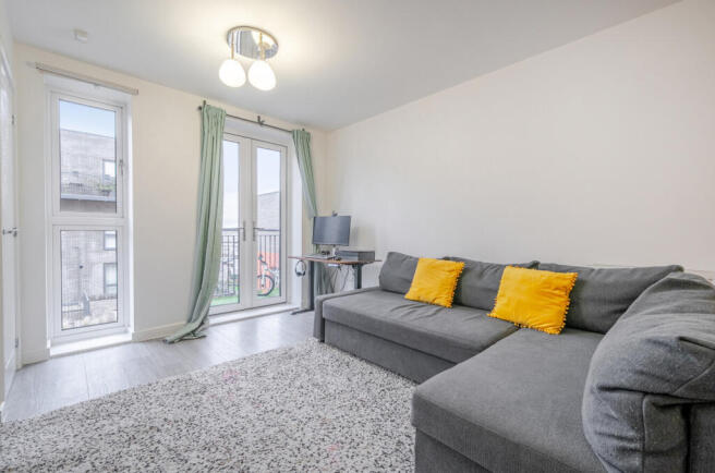 1414943-11-699d78...