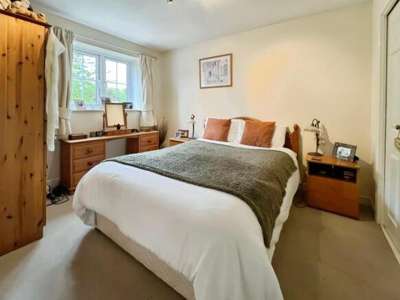 3 bed Cottage for sale Image 8
