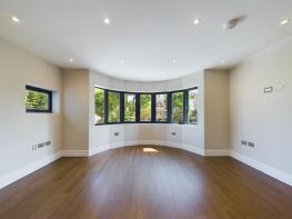 Flat 6, Nova House, Brondesbury Park, Kilburn, London NW6 7AT
