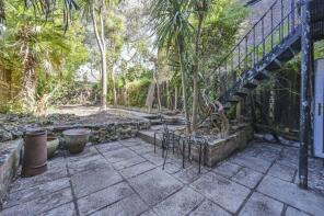 37a, Canonbury Square, London N1 2AN