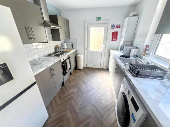 3 bed End of Terrace for sale Image 4