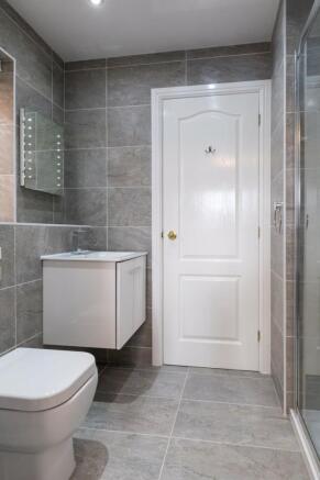 Ensuite
