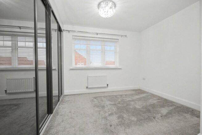 4 bed Detached for sale Image 7