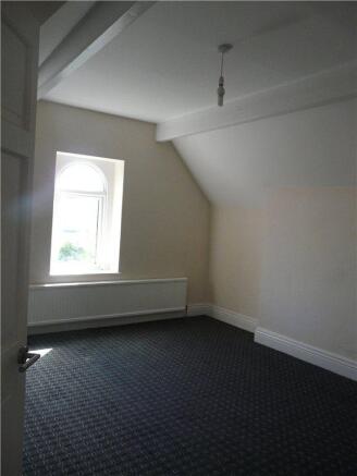 2nd Floor Front Bed