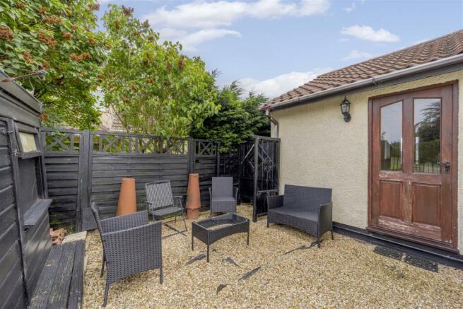Fen Cottage (Frampton)-10.jpg