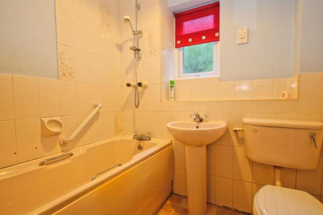 8 Tennison Court COTTINGHAM (20)_lzn.jpg