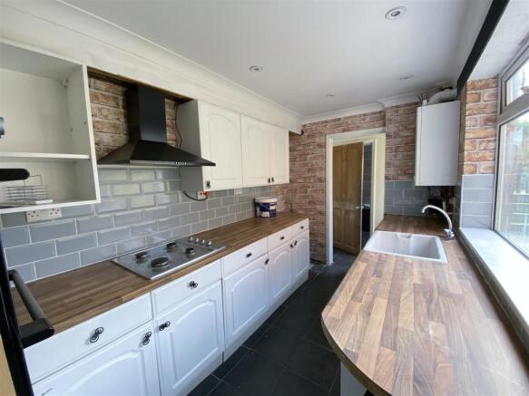 Kitchen: