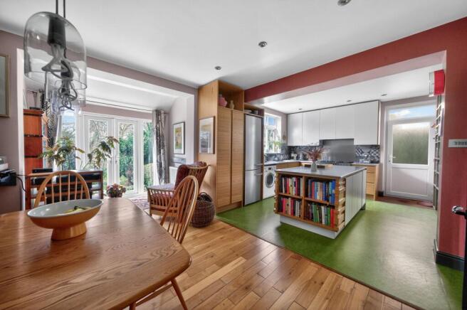 Kitchen / Dining Room