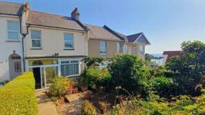 6, Great Headland Crescent, Preston, Paignton TQ3 2DX