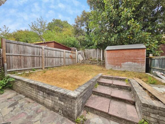 2 bed Semi-Detached for sale Image 8