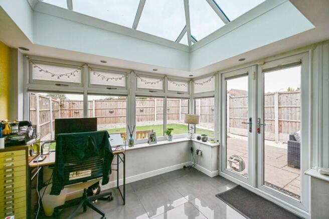 Ness Grove, LIVERPOOL, Merseyside, L32 photo 4