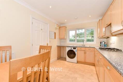 London Road, Ashington, West Sussex