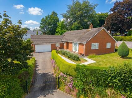 Pounds Hill, Crediton, EX17