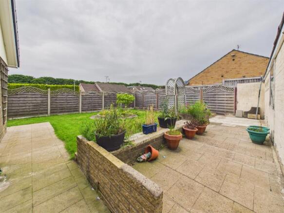 2 bed Detached Bungalow for sale Image 12