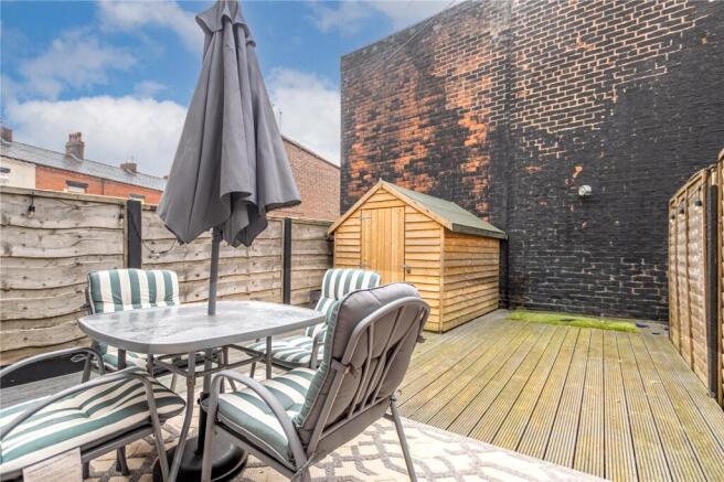 2 bed Terraced for sale Image 12