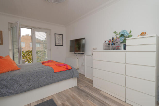 general Flat 11, 35