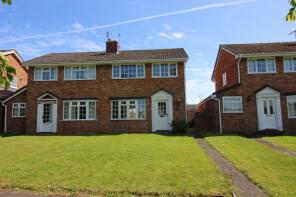 54, Nightingale Gardens, Bristol BS48 2BH