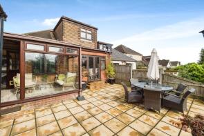 45, Avelon Road, Romford RM5 3XX