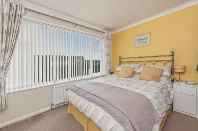 3 bed Detached Bungalow for sale Image 5