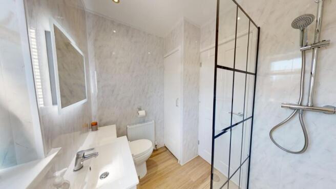 2 bed Semi-Detached for sale Image 11