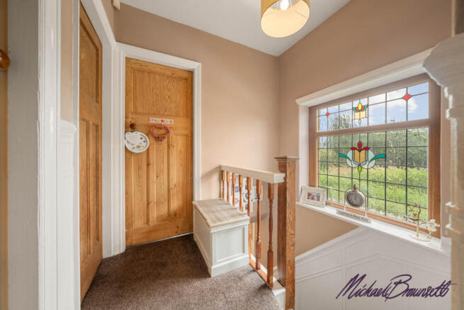 3 bed Semi-Detached for sale Image 12