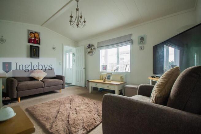 1 bed Park Home for sale Image 7