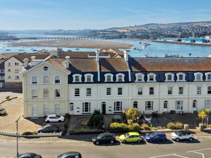 Powderham Terrace, TQ14