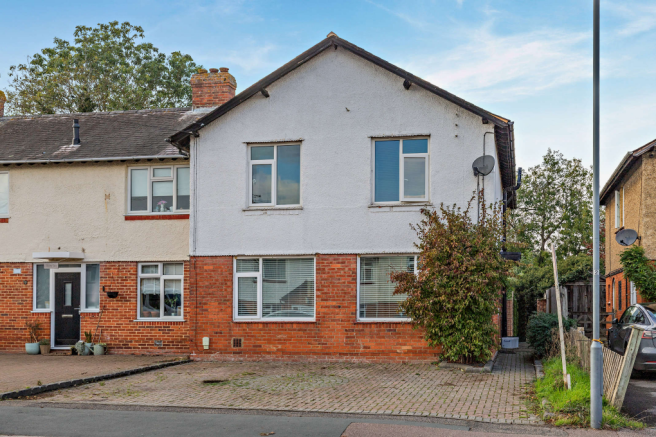 4-bed terraced on Bourtonville, Buckingham, Buckinghamshire, £400,000
