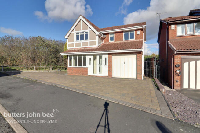 4-bed detached on Lightwood Road, Newcastle, £290,000