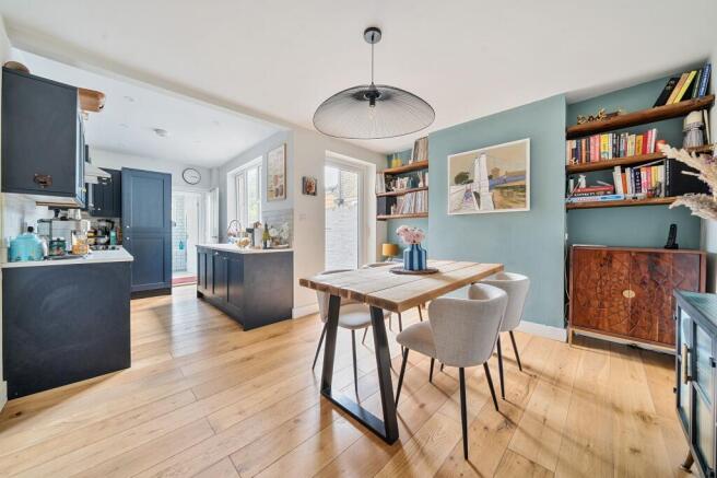 Kitchen/Dining Room (1)
