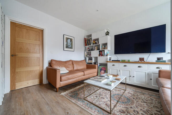 1300078-8-6840611...