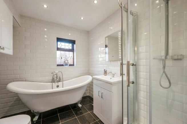 3 bed Detached Bungalow for sale Image 10