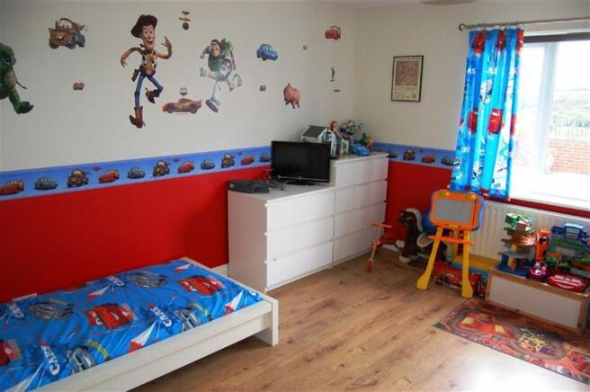 Photo 11