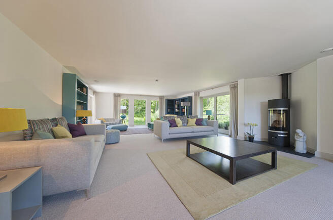 32FT SITTING ROOM