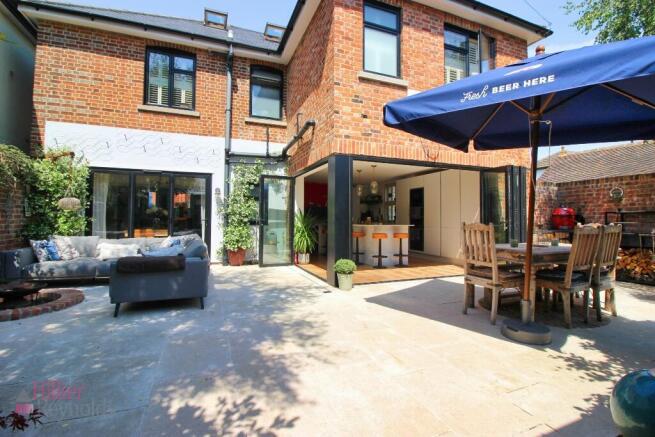 Courtyard Garden
